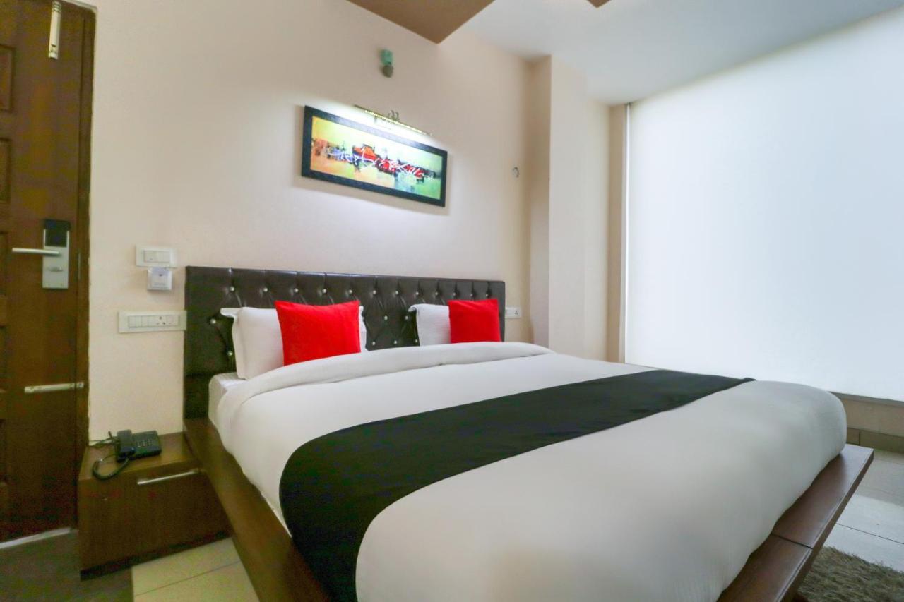Townhouse 765 The Grace Hotel Patiala Exterior photo
